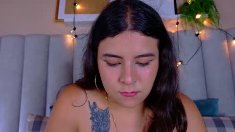Snapshot of engelstone_ chatting on October 9, 8:25 pm E N G E L online show from October 9, 8:25 pm