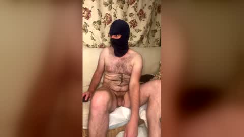 englishshyguyuk online show from May 5, 9:42 pm