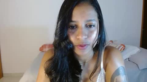 Snapshot of enithsun chatting on October 1, 7:46 pm enithsun online show from October 1, 7:46 pm
