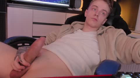 Enker online show from January 29, 8:46 pm