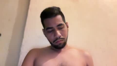 Enriquegc197 online show from December 31, 1:08 pm