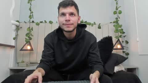 ENZO online show from November 8, 3:26 pm