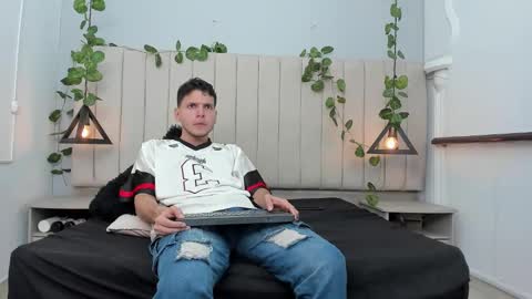 ENZO online show from November 26, 2:58 pm