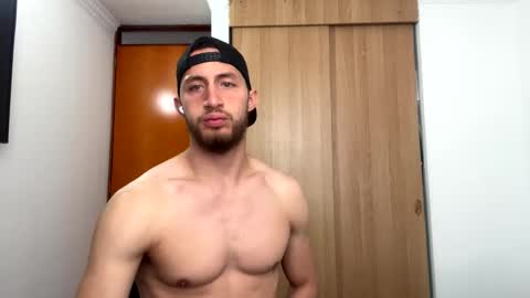 enzo_savage online show from April 8, 7:50 pm