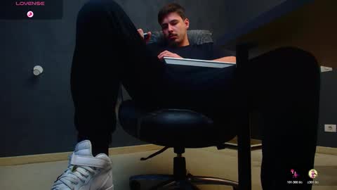 EnzoRace online show from November 2, 7:19 am