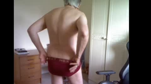 erasmus_d online show from July 18, 5:04 pm