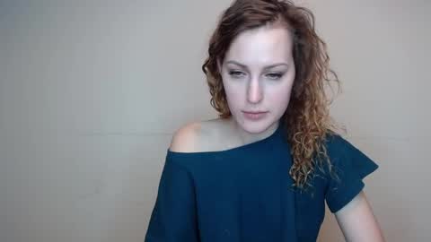 Erdbeeren mit Sahne online show from December 10, 5:00 pm