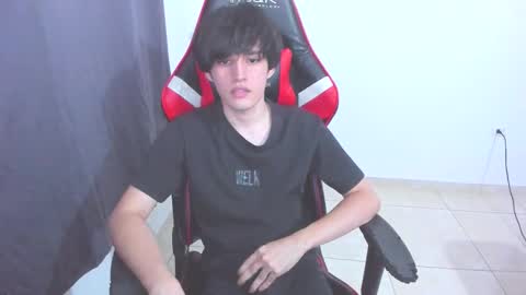 eren_tatakae online show from November 11, 5:20 am