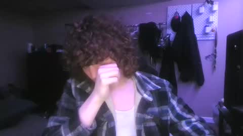 erhmlol online show from March 13, 4:16 am