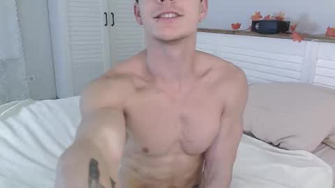 Eric Crush online show from November 5, 3:52 am