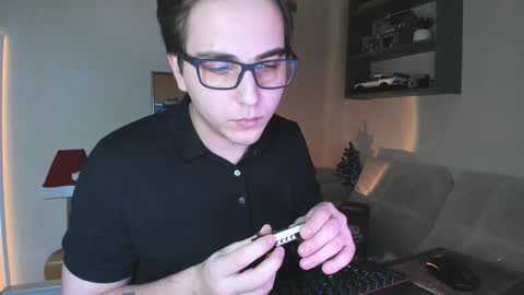 Eric online show from December 20, 6:37 pm