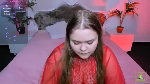 erica_love_ online show from October 1, 7:40 am