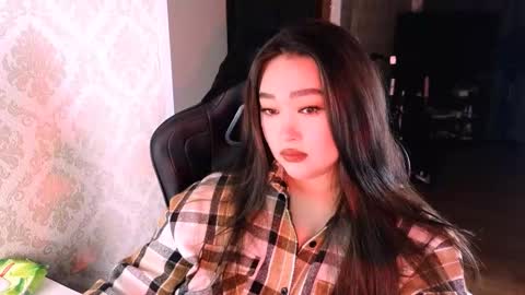 Erica Wayne online show from December 15, 1:34 am