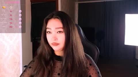 Erica Wayne online show from November 5, 9:55 am