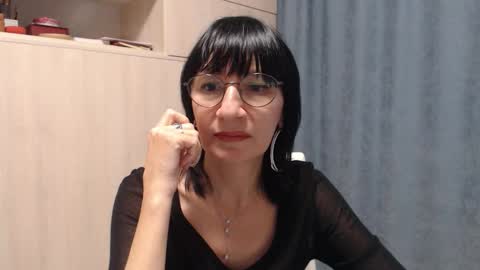 ericablack8 online show from September 19, 3:05 pm