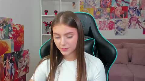 EricaFoxes online show from July 9, 9:02 am