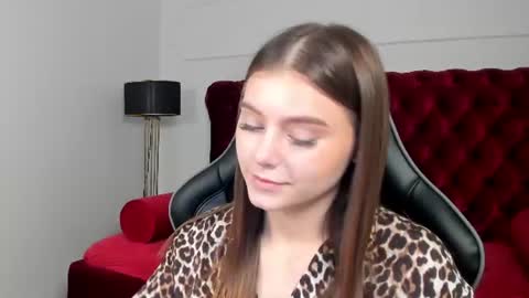 EricaFoxes online show from July 12, 4:21 pm