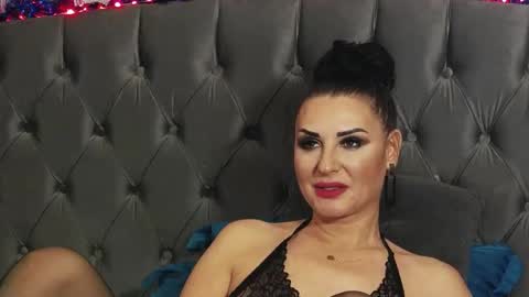 Erica online show from December 21, 7:49 pm