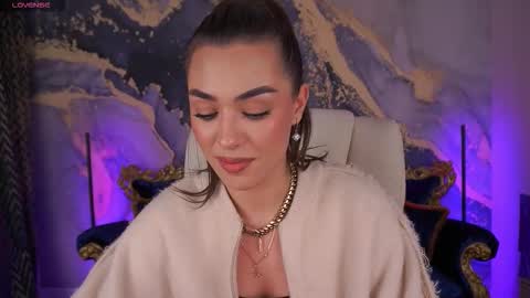 Erica online show from October 29, 1:57 pm