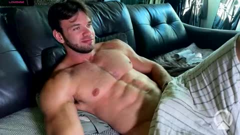 Snapshot of ericeric507 chatting on October 6, 5:14 am Nick online show from October 6, 5:14 am