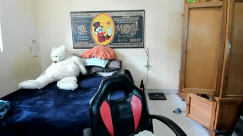 erick_de_rossee online show from July 3, 7:07 pm
