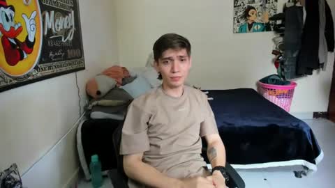 erick_de_rossee online show from August 3, 5:19 pm