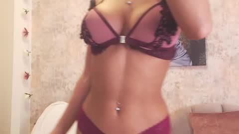 Erikabeee online show from February 18, 6:37 am