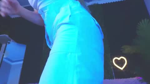 erikabrian online show from October 18, 1:43 am