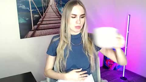 Erika online show from March 13, 2:09 pm