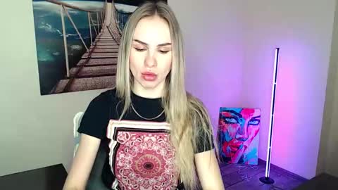 Erika online show from February 26, 1:25 pm