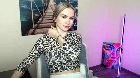 Erika online show from April 24, 12:40 pm