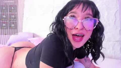 Eri  online show from September 25, 12:39 am