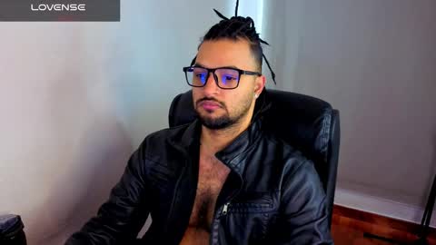 ernesto rodriguez 82 online show from April 3, 12:23 pm