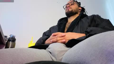 ernesto rodriguez 82 online show from April 23, 7:59 pm