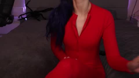 Snapshot of erotic_synth_goddess chatting on October 11, 5:27 pm erotic_synth_goddess online show from October 11, 5:27 pm