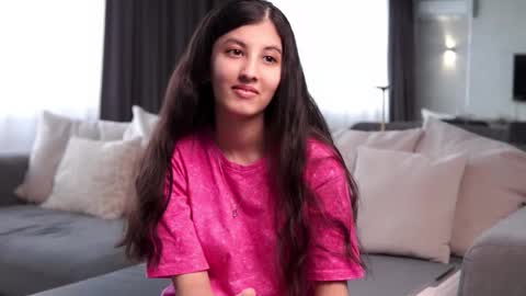 Hi Im Lori  online show from January 13, 9:50 am