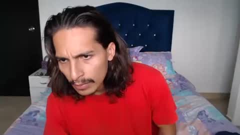 Snapshot of escanor_legendary chatting on December 13, 6:59 pm Scanor online show from December 13, 6:59 pm