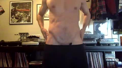 esdee420 online show from December 22, 6:14 pm