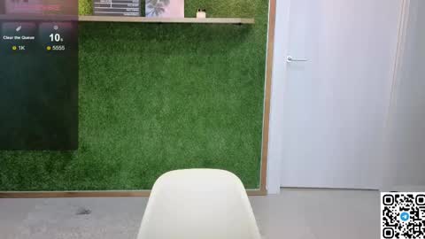 EshleGreen online show from May 12, 10:19 pm