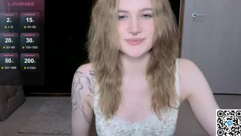 EshleGreen online show from May 10, 10:38 pm