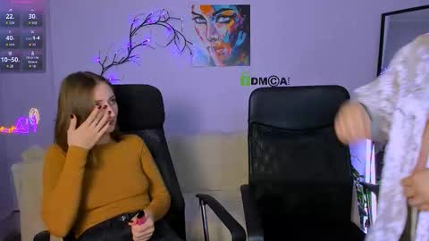 esma_shine online show from October 2, 9:52 am