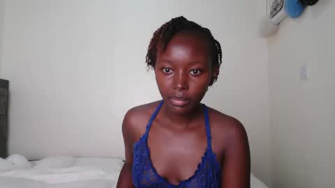 essypetite online show from November 28, 8:27 pm