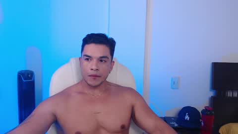 ESTEBAN online show from February 1, 12:04 pm