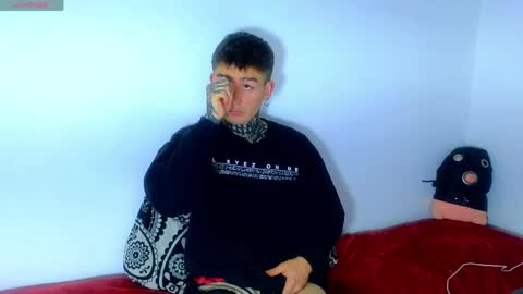 Esteban independent model online show from April 23, 9:27 pm