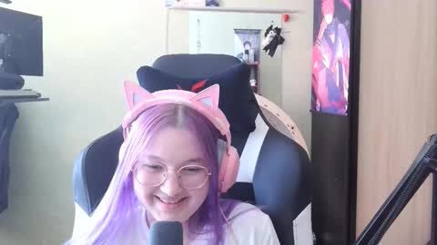 Kate online show from March 18, 7:03 am