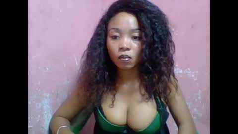 estelah20 online show from October 24, 10:27 am