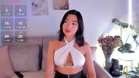 Snapshot of estercollins_ chatting on September 26, 7:44 pm Is secret online show from September 26, 7:44 pm
