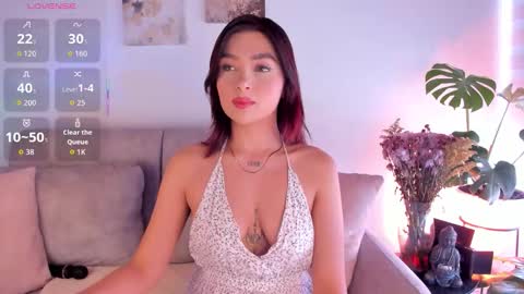 Snapshot of estercollins_ chatting on September 22, 7:07 pm Is secret online show from September 22, 7:07 pm