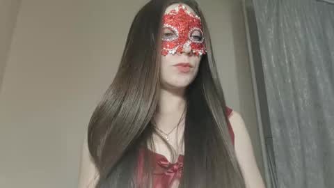 estherphillips online show from January 11, 11:49 am