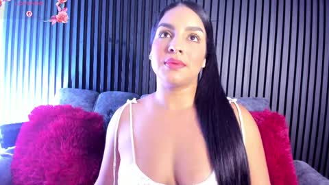 Estrella Garcia  online show from May 25, 12:22 pm